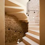 Rustic Sv Frane In The Old Town * شيبينيك
