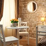 شقة Rustic Sv Frane In The Old Town