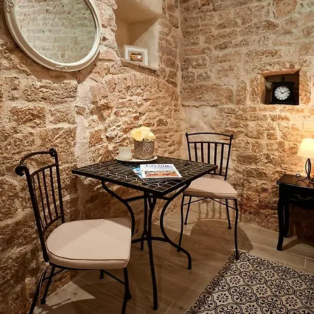 Rustic Sv Frane In The Old Town Apartman