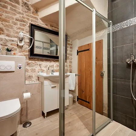 Rustic Sv Frane In The Old Town Apartment Šibenik