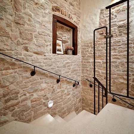 Rustic Sv Frane In The Old Town 公寓 希贝尼克