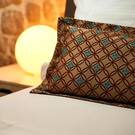 Rustic Sv Frane In The Old Town * 希贝尼克