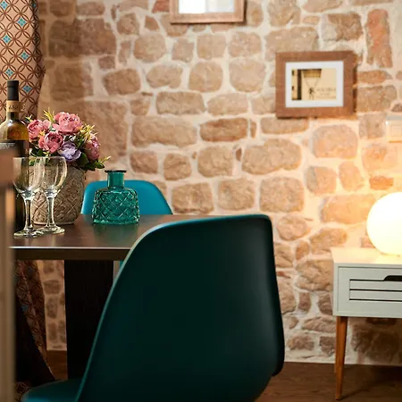 Apartment Rustic Sv Frane In The Old Town