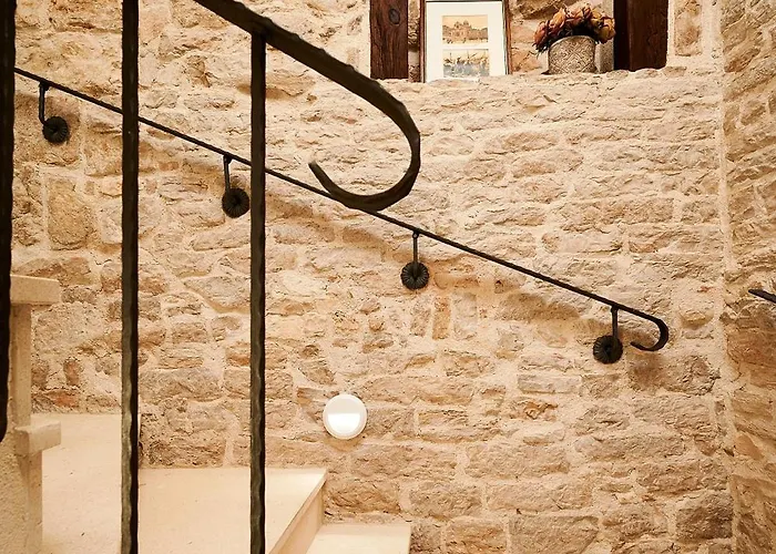 Rustic Sv Frane In The Old Town Apartman