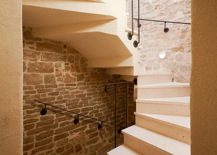 Rustic Sv Frane In The Old Town * Szybenik