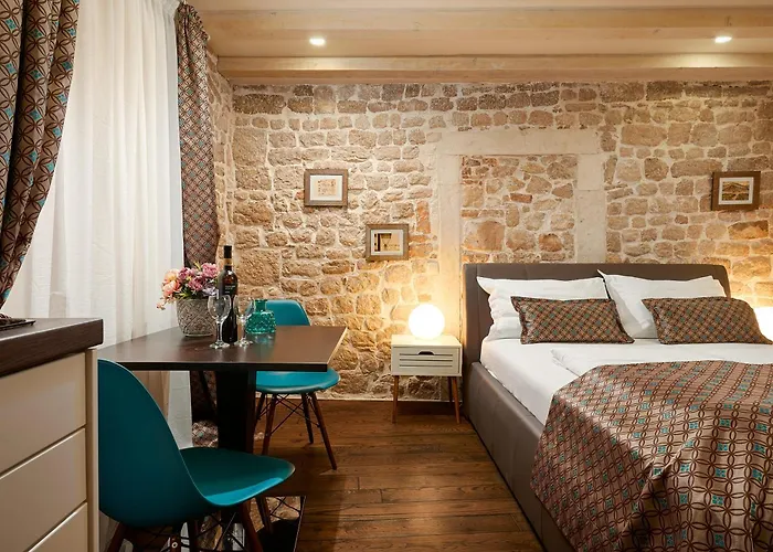 Apartament Rustic Sv Frane In The Old Town Szybenik